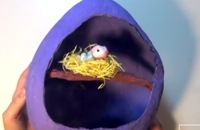 Pasen: Papier-maché ei met vogelnest